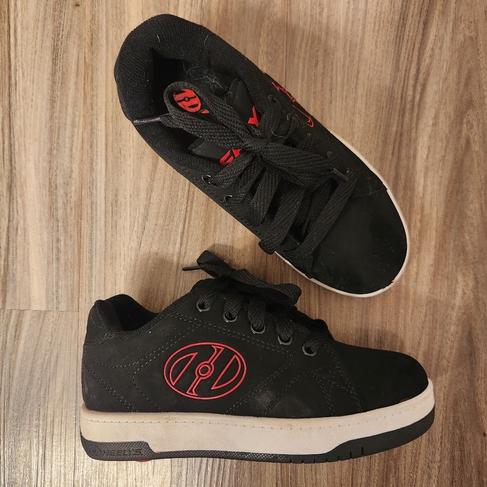 Heelys size 1